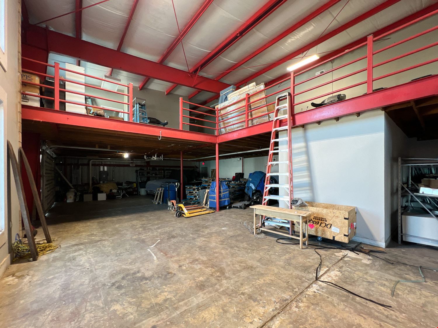 Sublease: Warehouse and Climate-Controlled Storage Near NASA Michoud