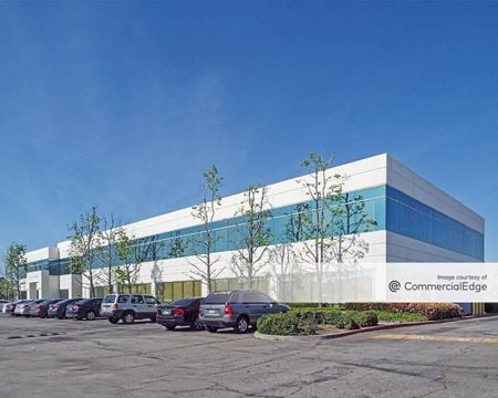 Preview of Office space for Rent at 5200 North Irwindale Avenue