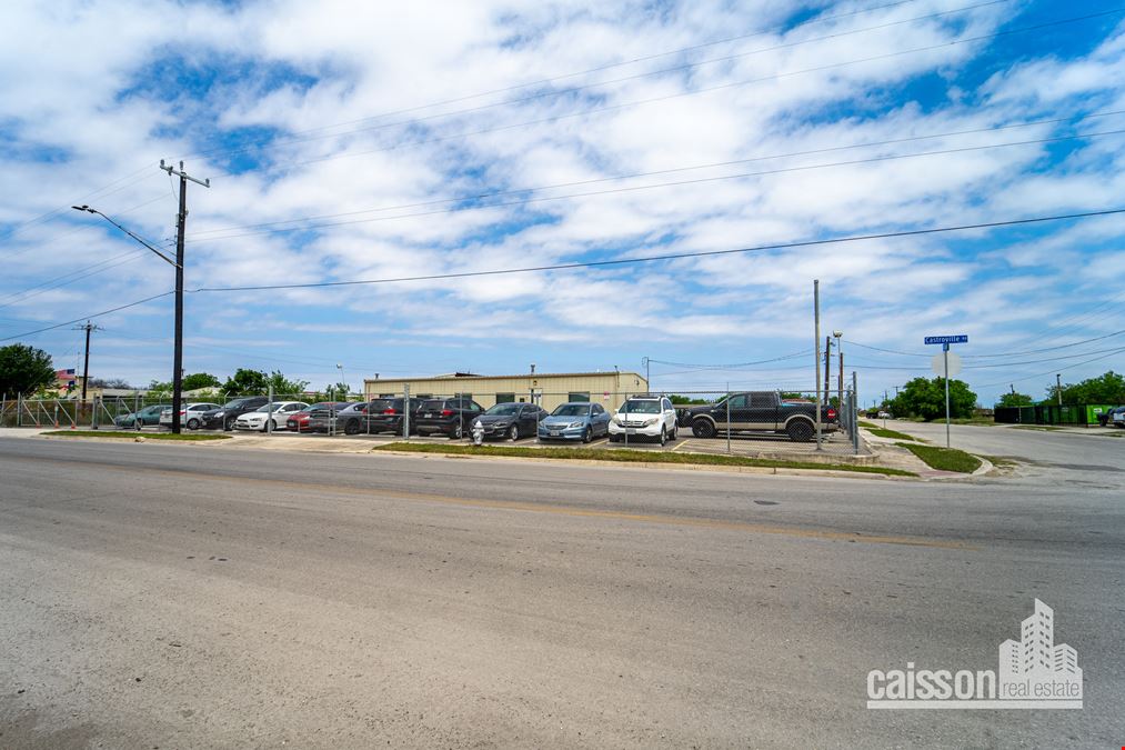 5127 Castroville Rd