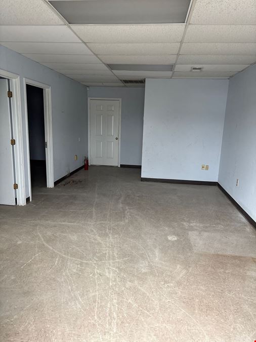 4268 Belair Frontage
