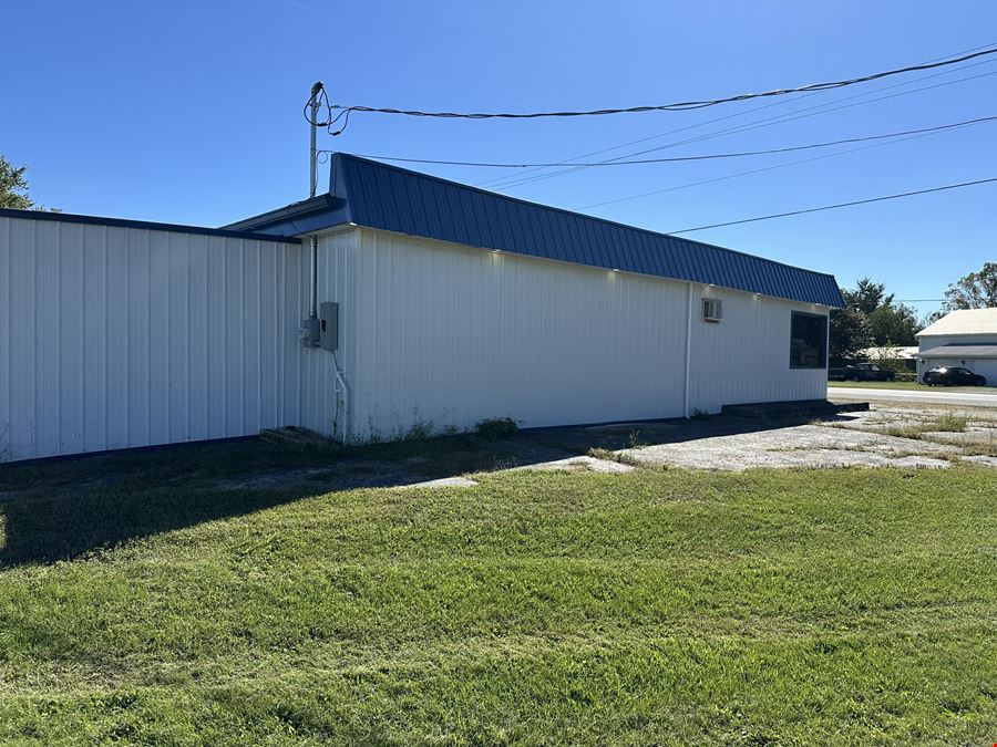 10590 Dayton Greenville Pk Brookville OH 45309