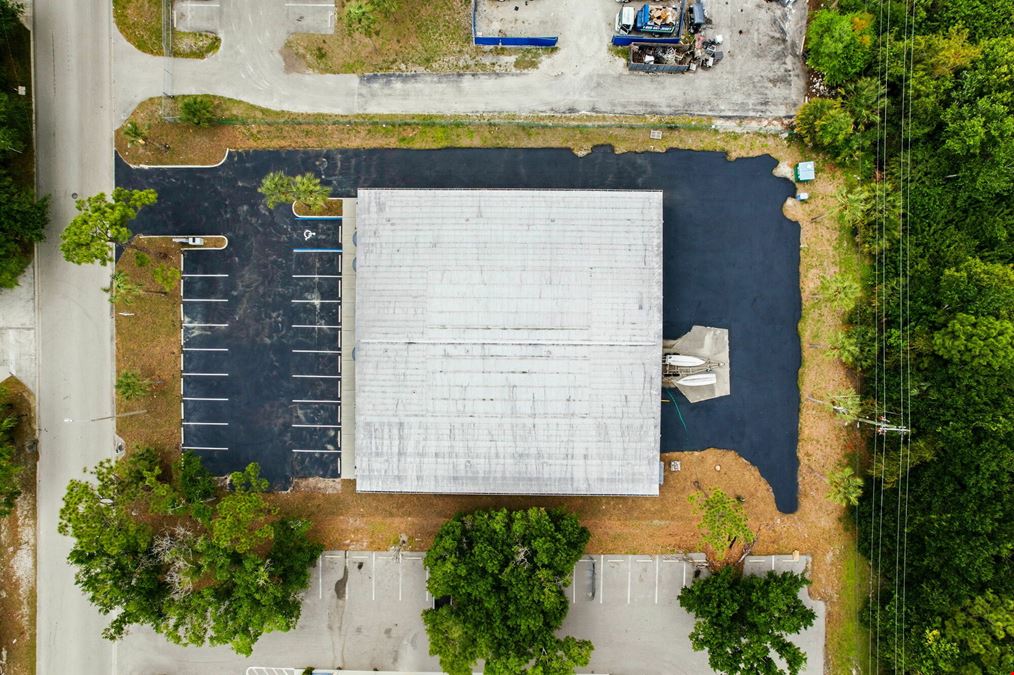 10,000 SF Multi-Tenant Industrial Facility
