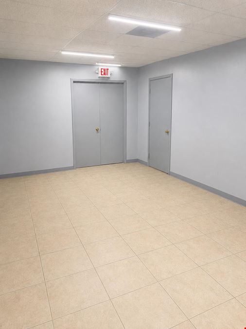 5555 NW 74 Ave Miami FL 33166
