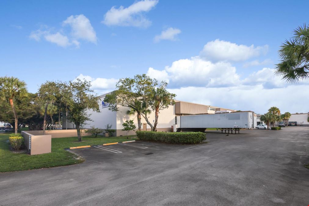 5800 Miami Lakes Drive