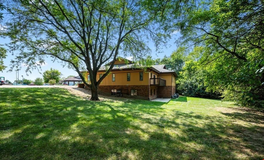 5113 N Executive Dr Suite 106 Microsuites