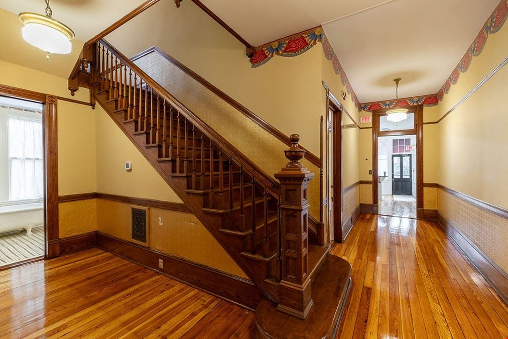 Newton-Gibson House