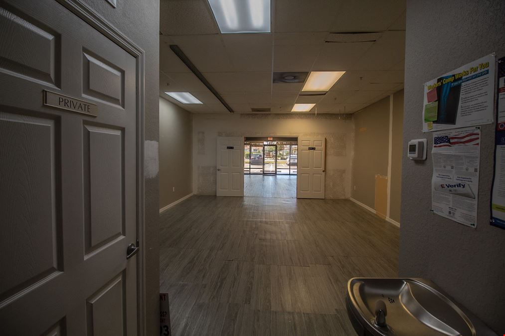 Retail/Office Condo in High-Traffic Port Charlotte Corridor