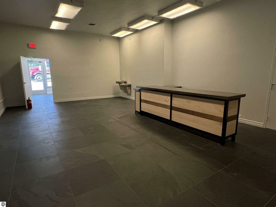 2,510 SF Downtown Retail Building