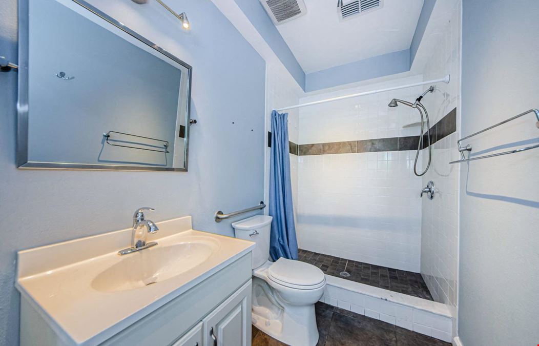 Stand-alone Medical or Professional Office Space in Safety Harbor, FL