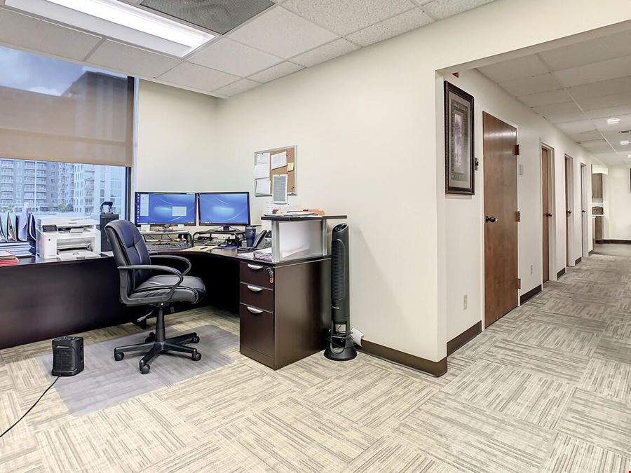 8TH Floor Office Space in a Historic Landmark