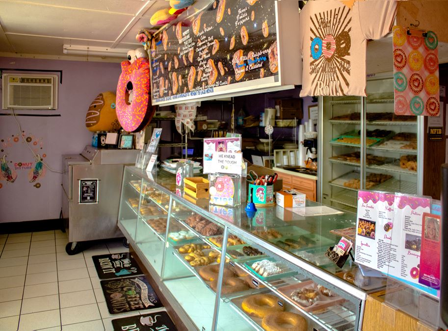 Honey Creme Donut Shop