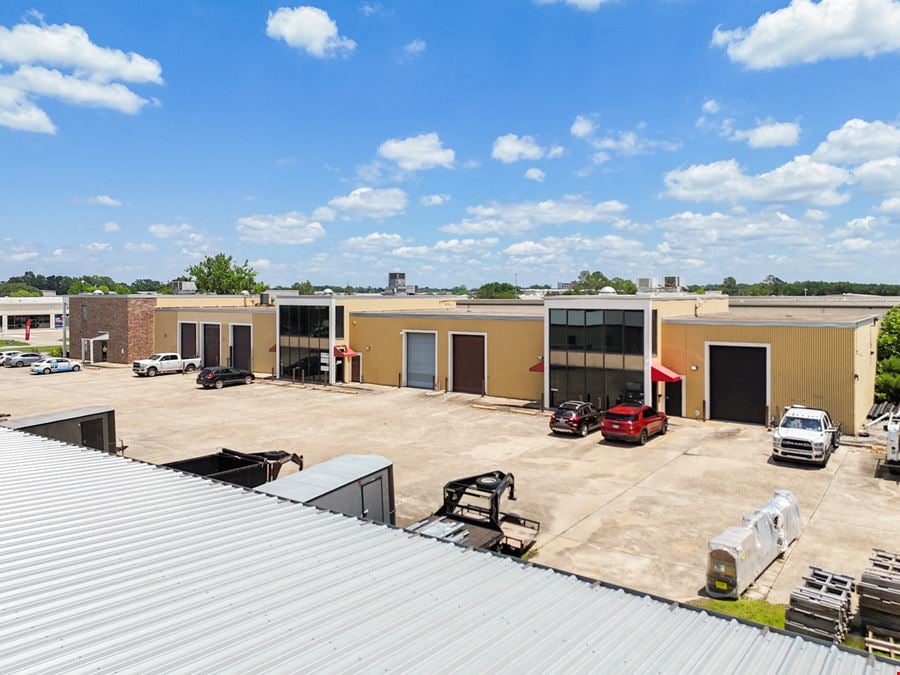 Fully Occupied Multi-Tenant Industrial / Office Investment on Industriplex Blvd