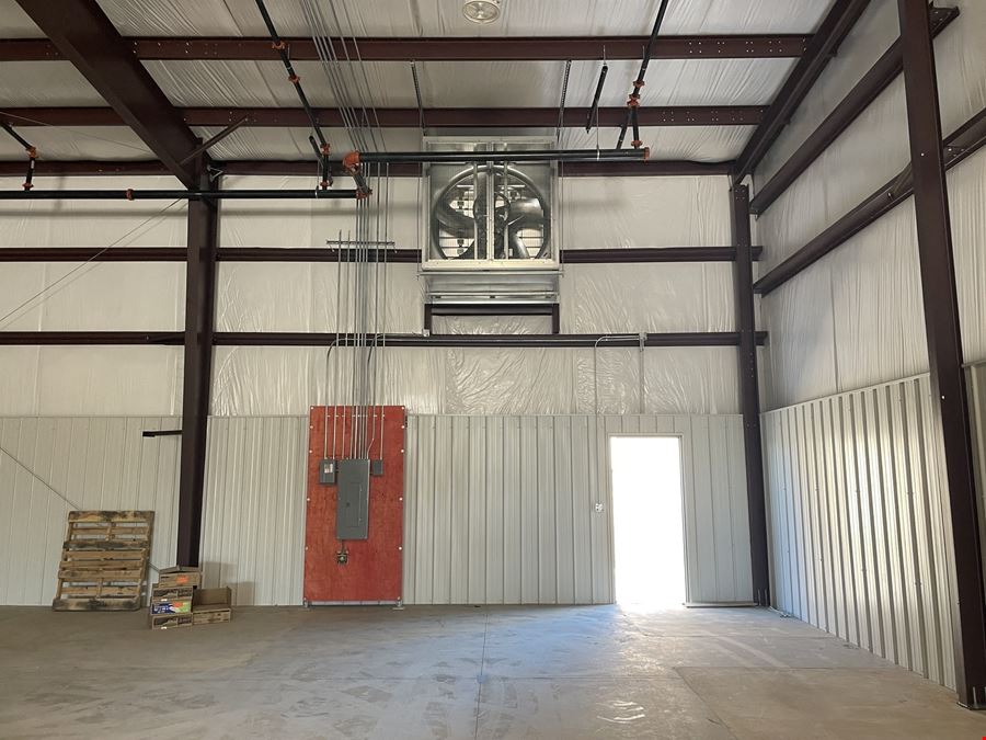 3375 Copter Rd 700-1200