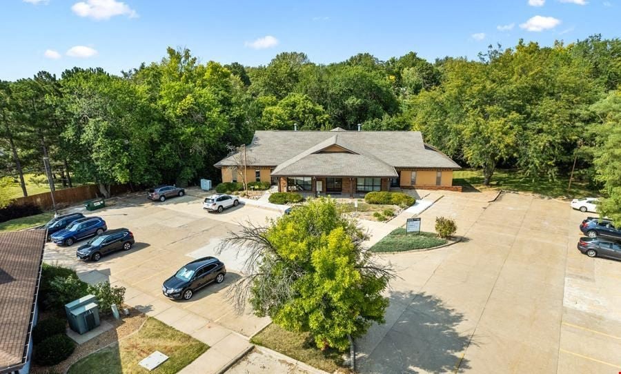 5113 N Executive Dr Suite 106 Microsuites
