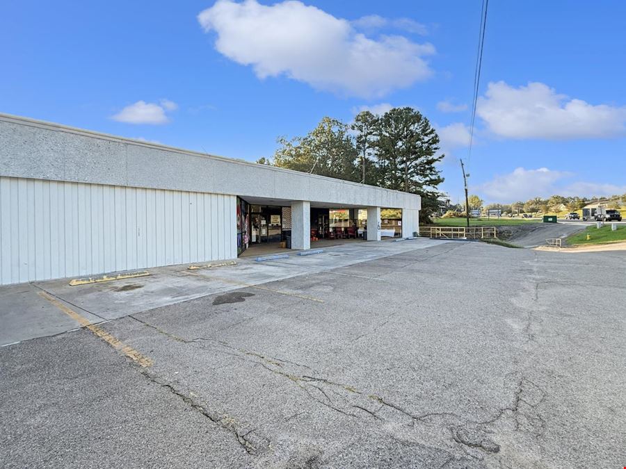 2405 Decatur Hwy