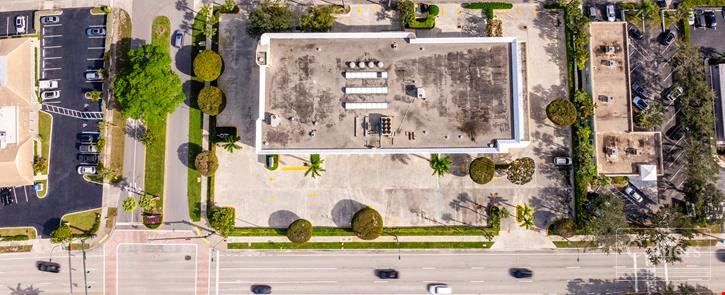 Boutique owner-user office building with oversized balconies and garage parking in North Palm Beach, FL