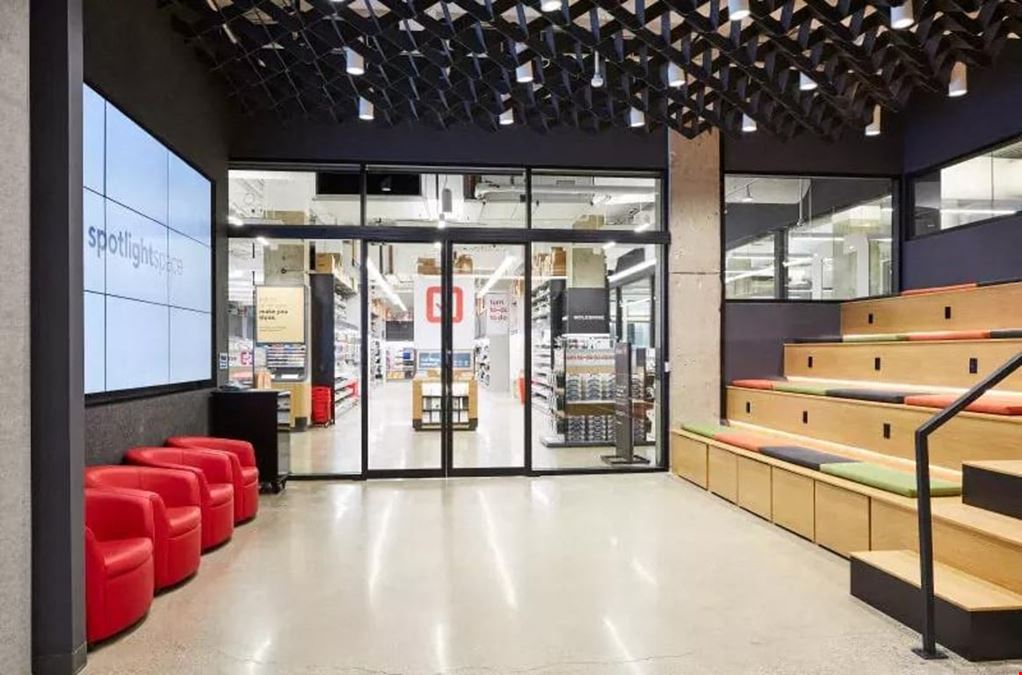Staples Studio - Toronto University Ave