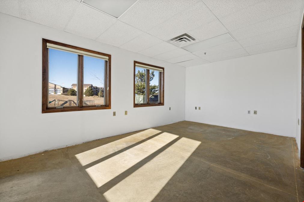 Mt Rushmore Road Office & Retail Flex Space
