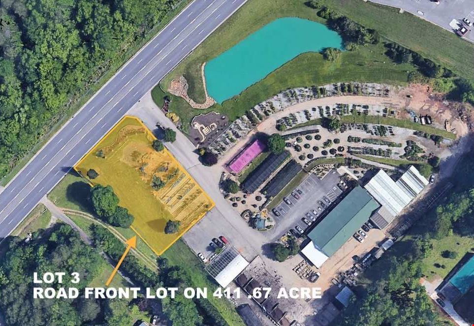 1 to 4 Storage / Outlet Lots for Lease