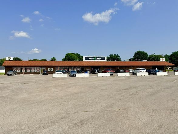 Preview of Retail space for Sale at 1 Villa Shopping Ctr