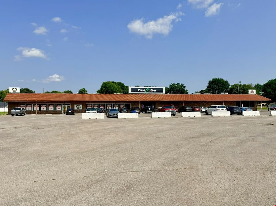 Villa Shopping Center