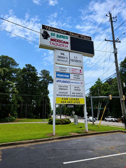 Horseshoe Bend Shopping Center