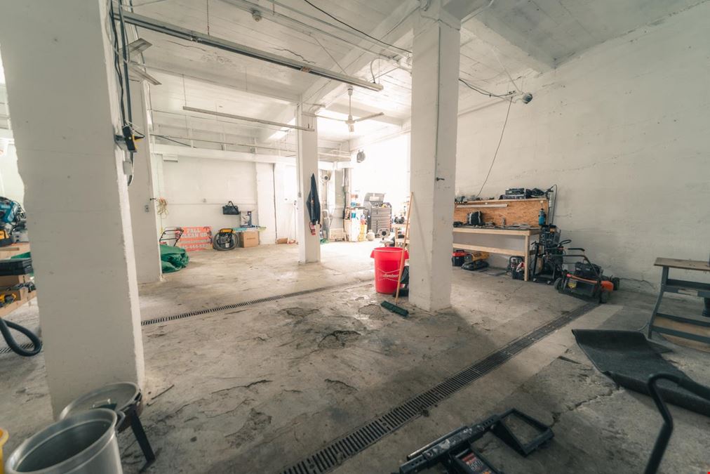 Warehouse Outlet