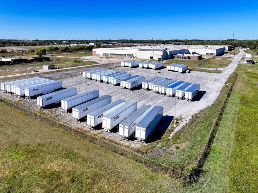 1400 West FM 1417 