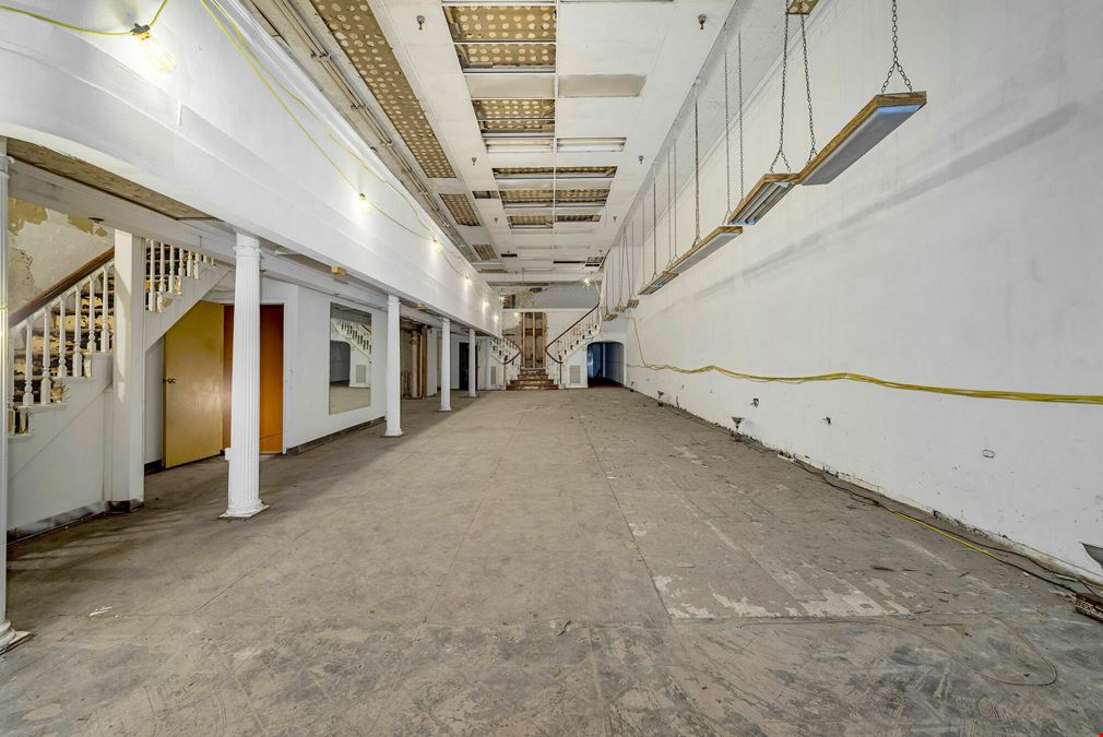 Restaurant/Bar Spaces | Central Business District