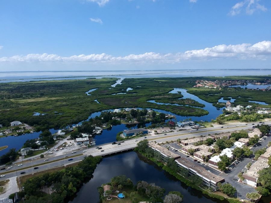 Office property in Tampa, FL