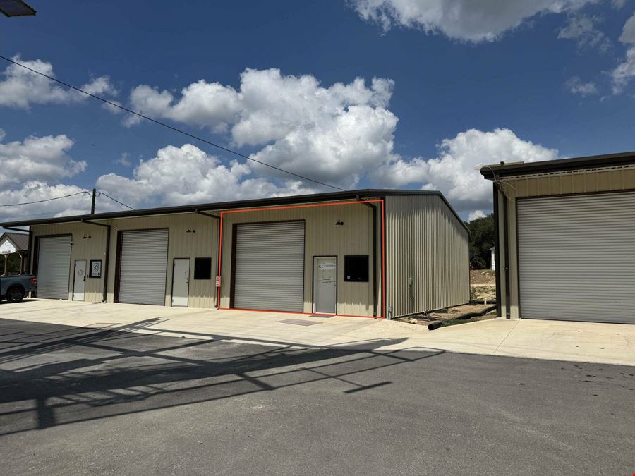 Flex/Warehouse Suites | 1,250–2,500 SF | 3-Phase Power | FM 306 | Spring Branch, TX