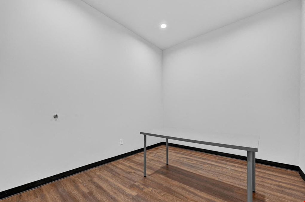 McKinney Office Condo for Sale ±1,450 SF
