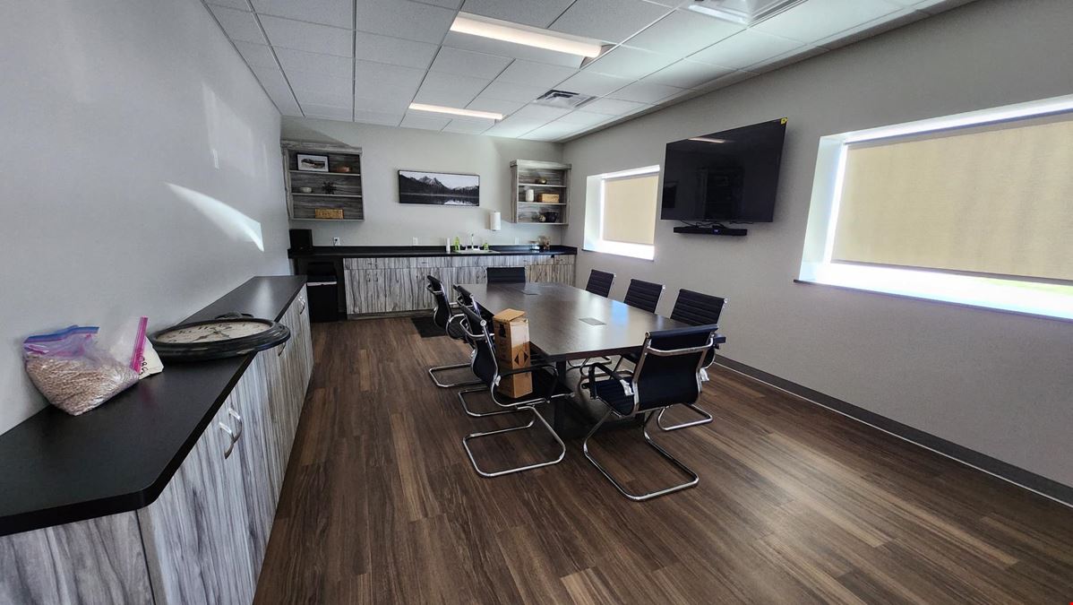 2124 E Industrial Blvd