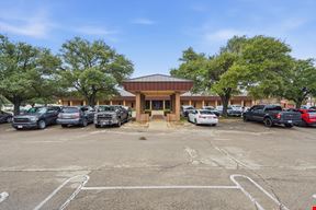4800 Lakewood Dr