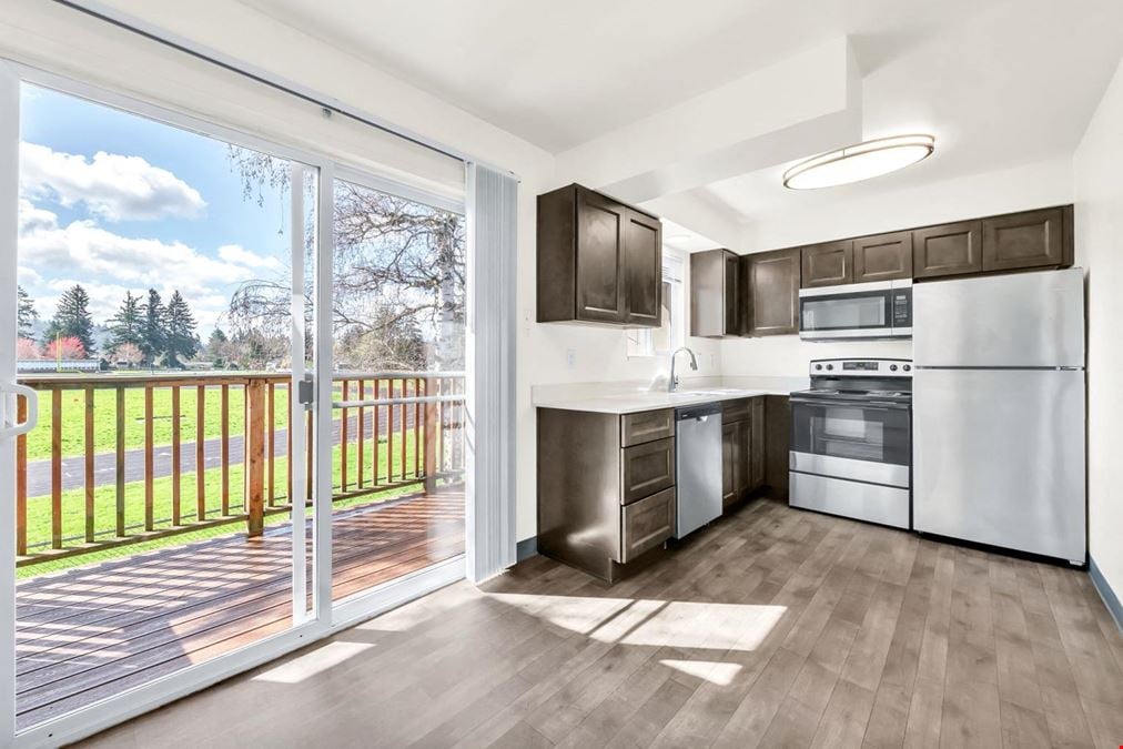 Applegate Apartments