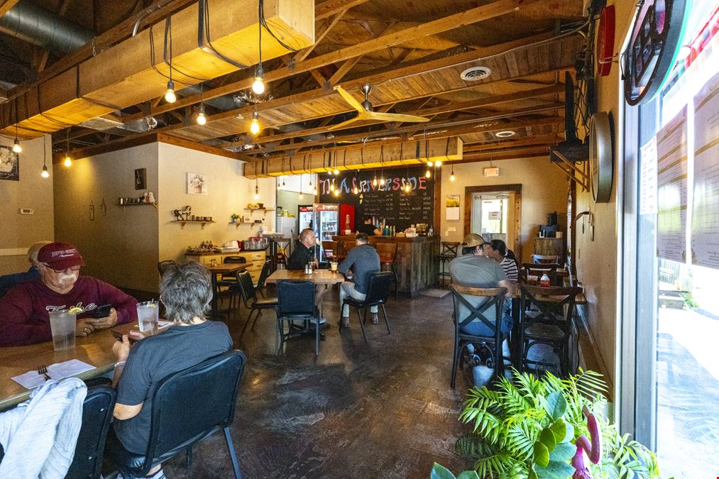 Riverfront Hospitality | Move-In Ready Bar or Restaurant