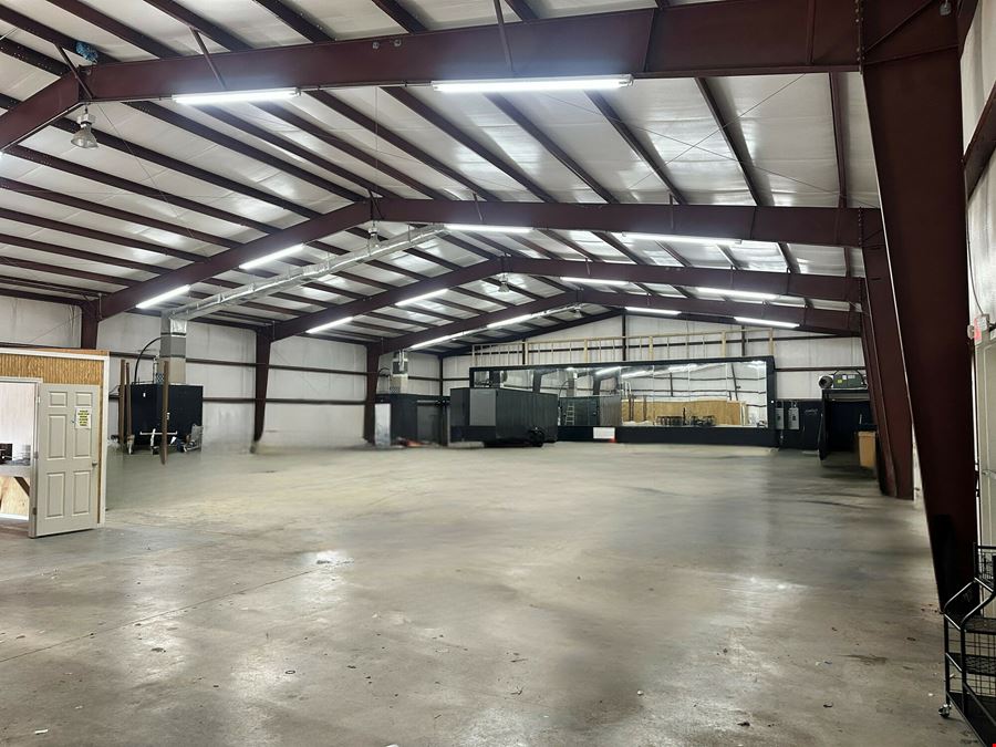 1713 & 1715 Newnan Road