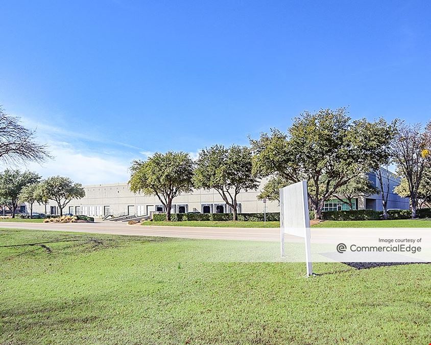 2450 SW Grapevine Pkwy