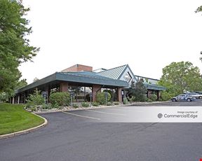 Office Plaza at Inverness