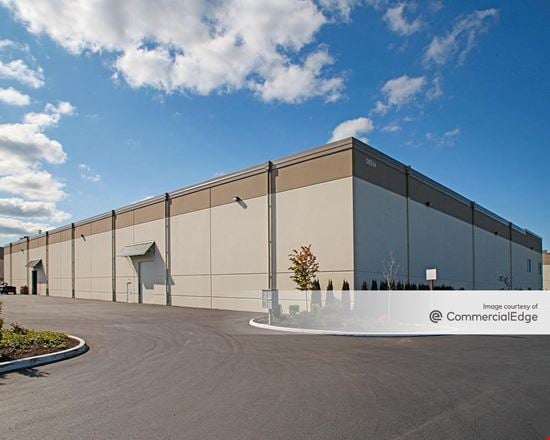 Preview of Industrial space for Rent at 6522 20th Street East