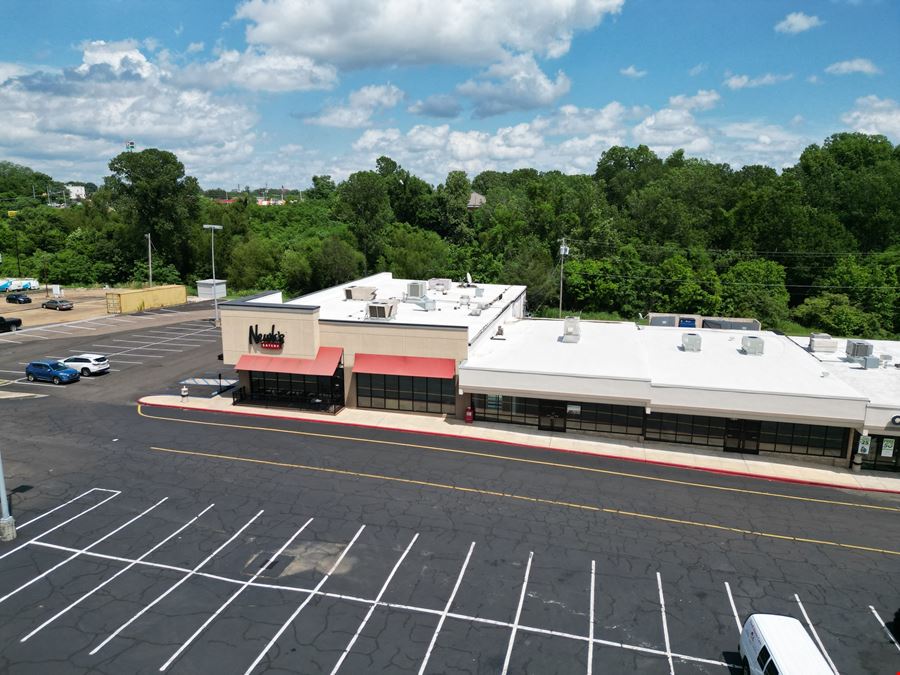 TJ Maxx Anchored Shopping Center in Vicksburg | Pemberton Plaza