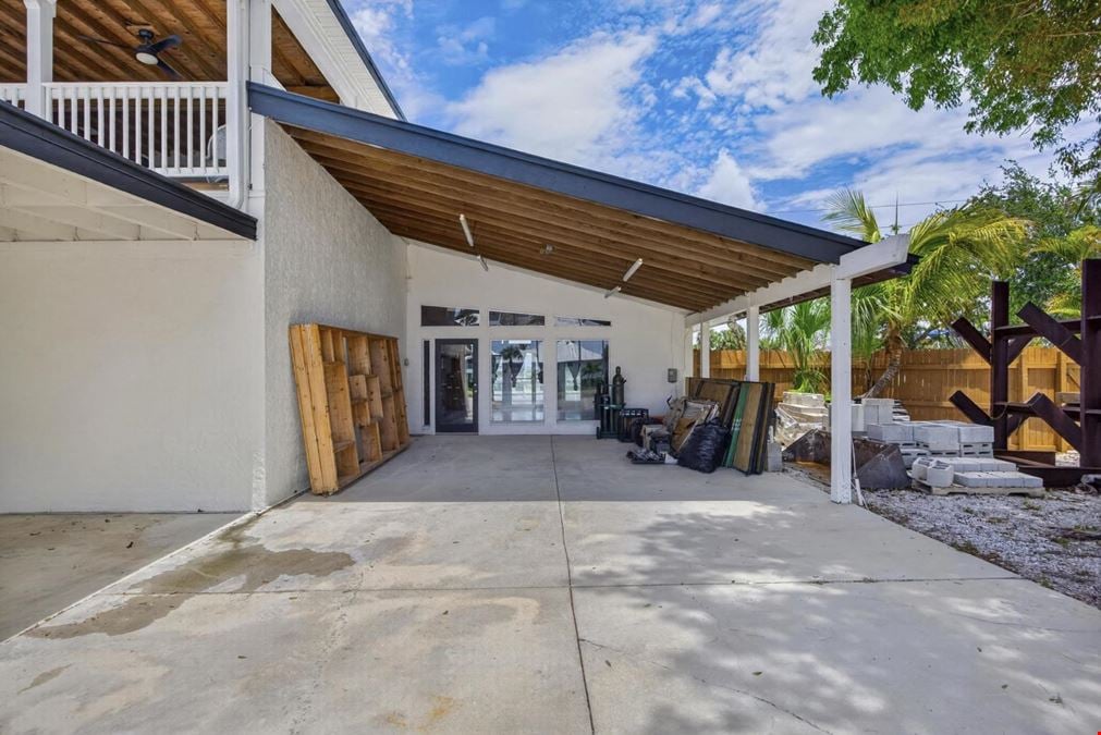 17707 San Carlos Blvd