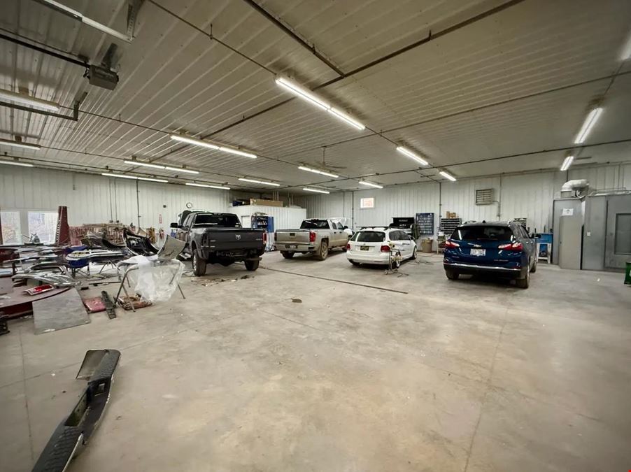207 N Main St