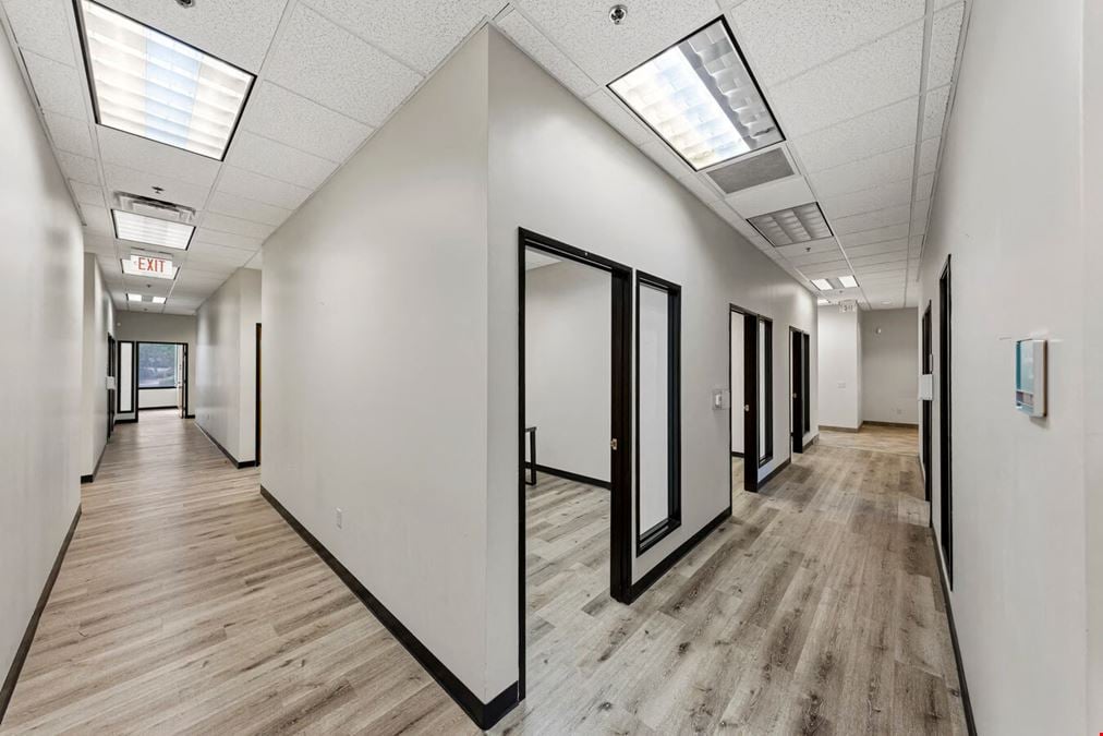 2,462SF - 5,478 SF of Premium Professional Office Space