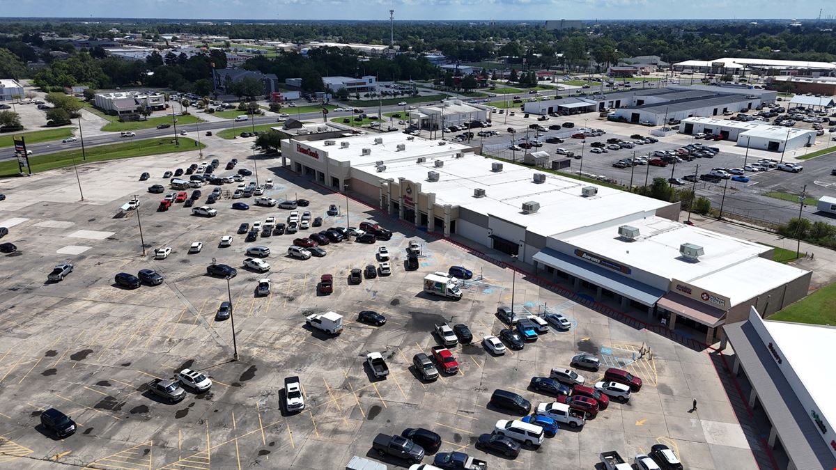 Former pOpshelf for Sublease