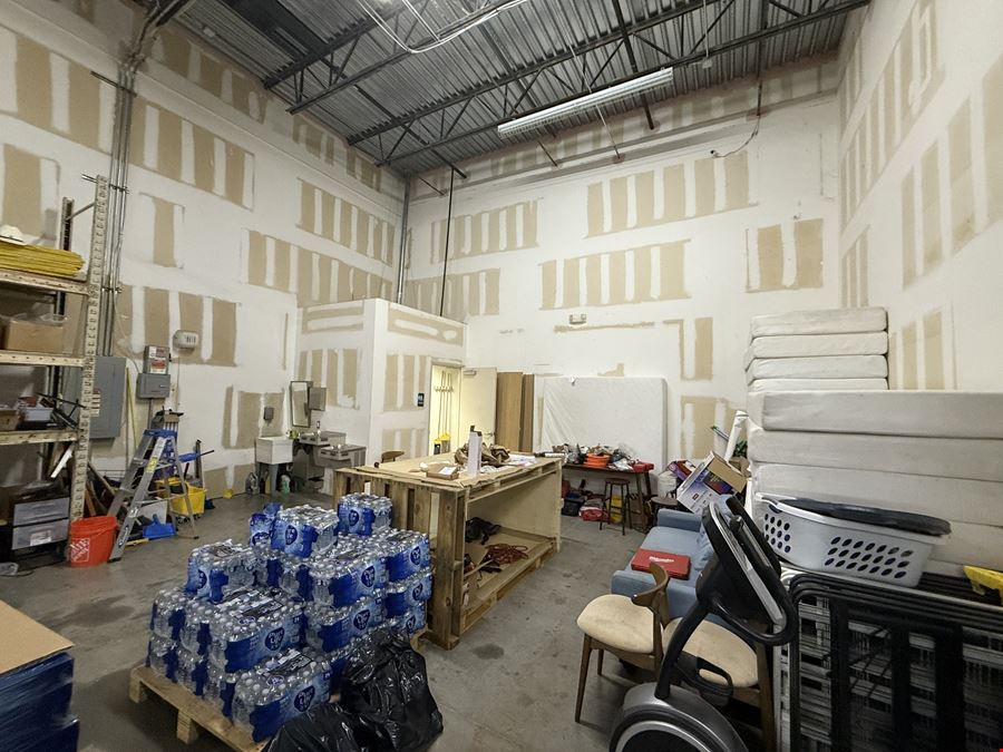 4,425 SF Drive-Thru Flex Condo