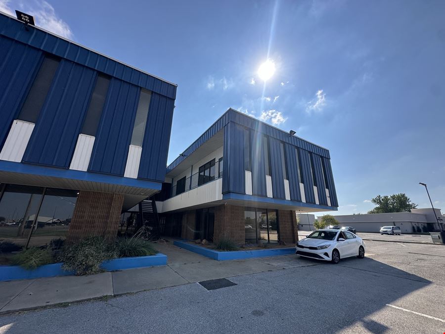 5770 NW Expressway