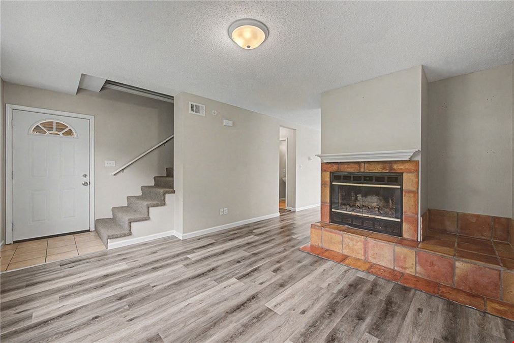 18 Green Meadow Lane
