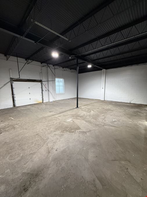 807 S Xanthus Pl