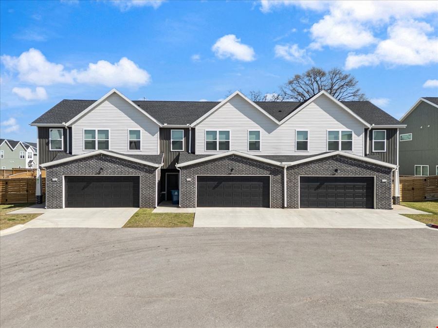 Birdmaster Townhomes